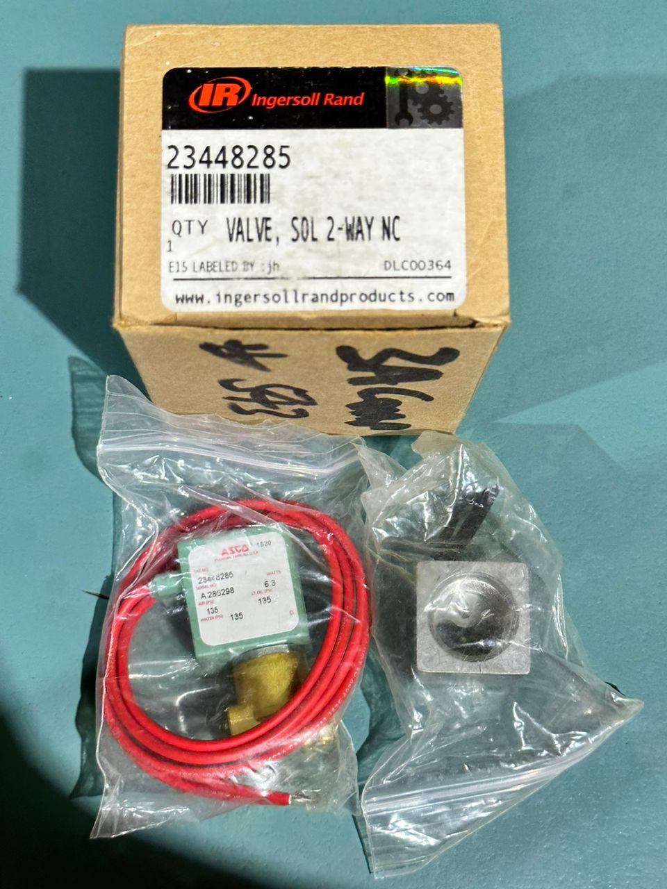 Ingersoll Rand Solenoid Valve Cat:23448285 ASCO Compressure